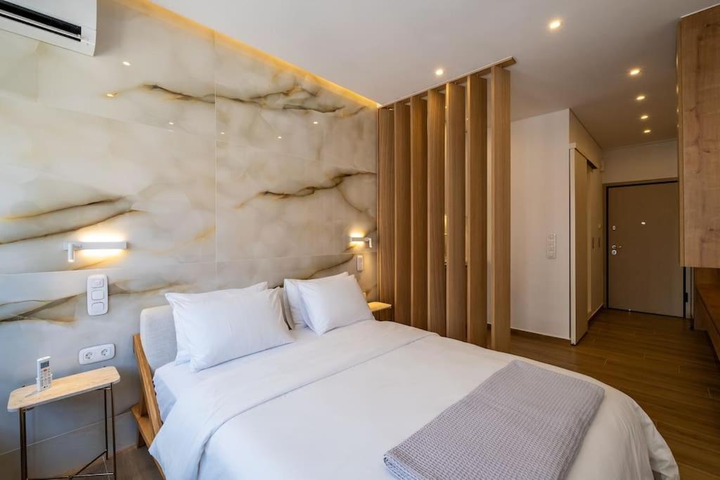 Luxurious In The Heart Of Apartment *