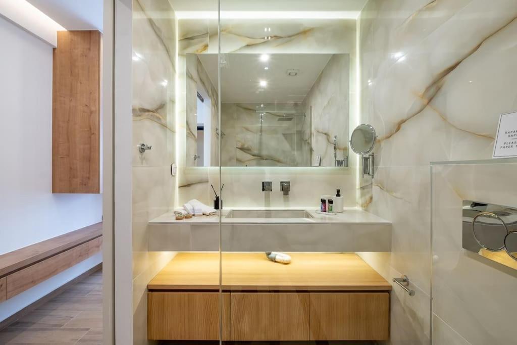 Apartment Luxurious In The Heart Of *