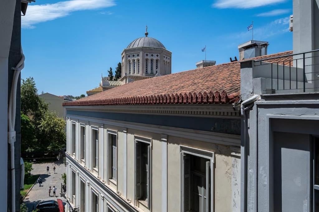 Luxurious In The Heart Of Athens